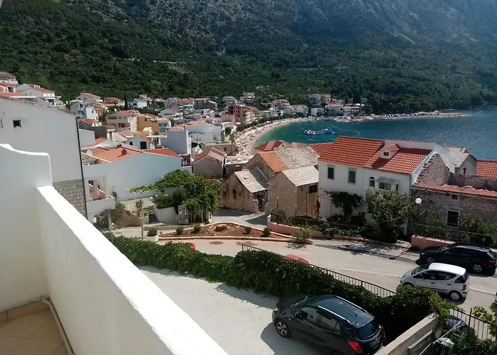 Mesec Apartament Igrane