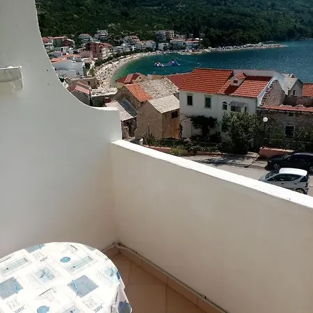 Mesec Apartmán Igrane