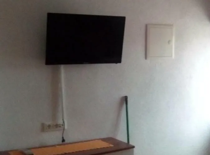 Mesec Apartman Igrane